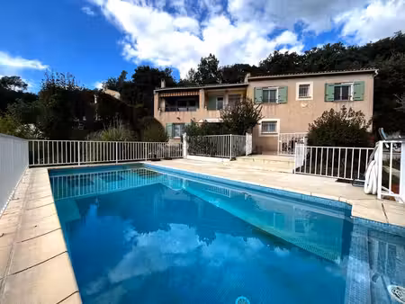maison carcès avec appartement t2 et piscine