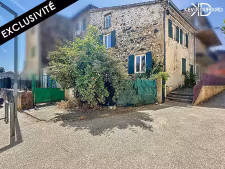 maison de ville de 140m² avec cour à aubenas