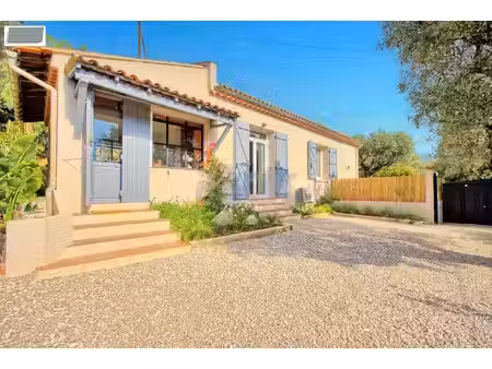 le revest les eaux villa t4 d'environ 90 m2 sur parcelle avo