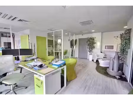 location locaux professionnels 0 pièces 67 m² à le crès (34920)  1 005 €