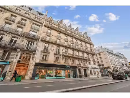achat local professionnel 437m²