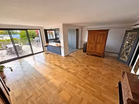 triplex de 187m2  jardin  terrasses  garage