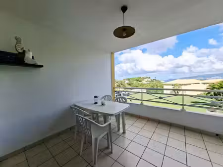 location appartement 2 pièces 38m² les trois ilets 97229