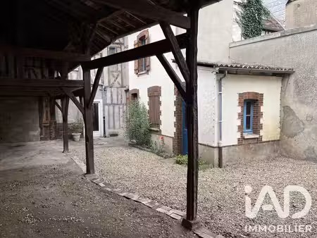 immeuble à sens (89100)