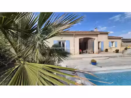 aubignan villa 4 chambres avec 1102 m² de terrain