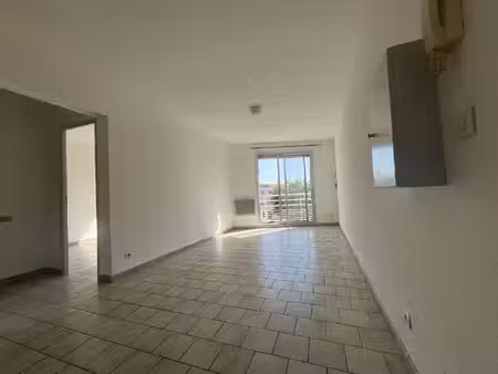 location appartement 2 pièces  32.89m²  balaruc
