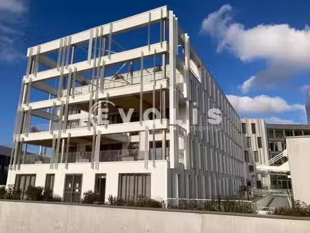 location bureaux 1326m²