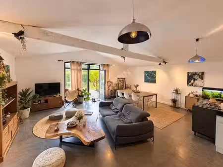 vente maison 5 pièces 187 m² à le beausset (83330)  682 500 €