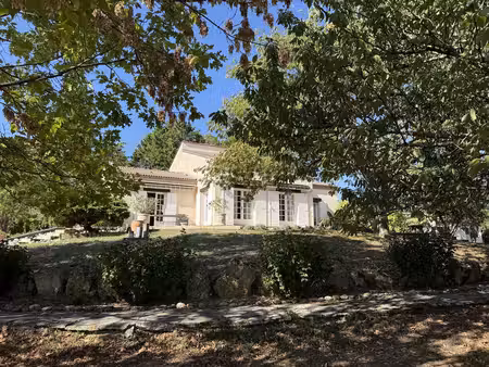 maison de luxe de 145 m2 en vente saint-aubin-de-branne  nouvelle-aquitaine