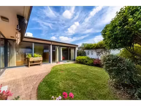 rez-de-chaussée à vendre avec garage et terrasse   waterloo (vbe78164)