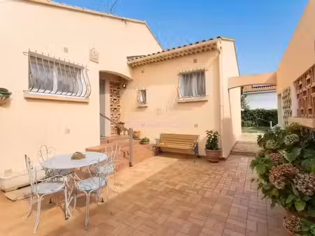 vente maison 4 pièces 80 m² à six-fours-les-plages (83140)  365 000 €