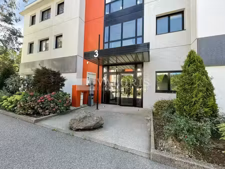 location bureaux 3717m²