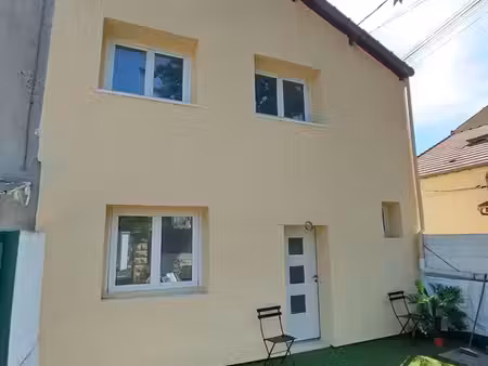 maison avec studio indépendant – quartier recherché
