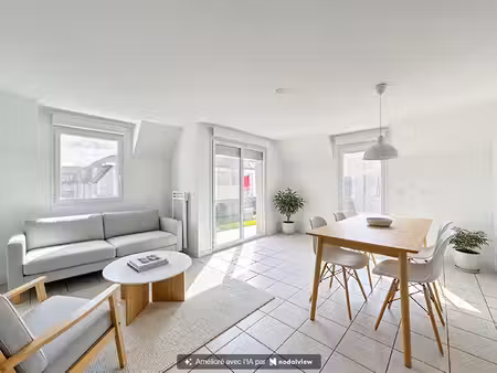 appartement t4 lumineux - sécurisée - 2 stationnement - piscine