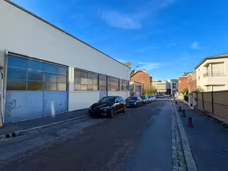 vente locaux professionnels à laon (02000)  178 000 €