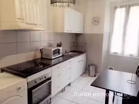 location appartement 2 pièces 33m² auriol 13390