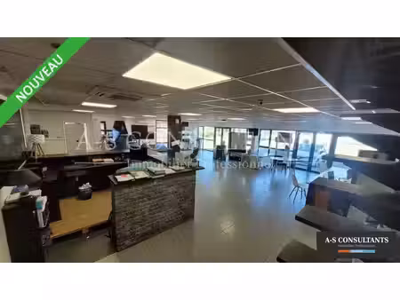 local commercial à louer