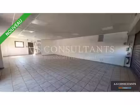 local commercial à louer