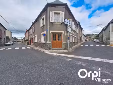 vente maison 5 pièces 231.89 m² à montel-de-gelat (63380)  95 000 €