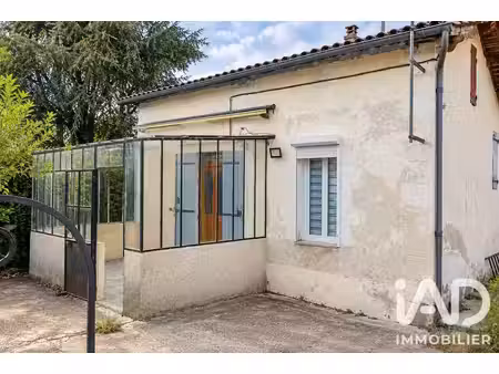 maison de village à les églisottes-et-chalaures (33230)