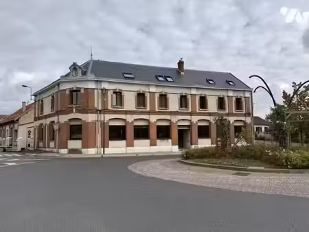 vente locaux professionnels à gueux (51390)  290 000 €