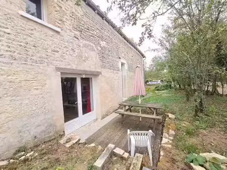 vente maison 3 pièces 90 m² à doeuil-sur-le-mignon (17330)  108 000 €