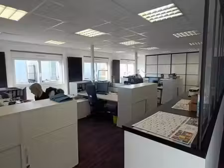 location bureaux octeville-sur-mer 76930 130m²