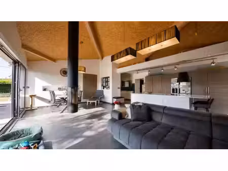 maison de 6 pièces de 170 m² à landres