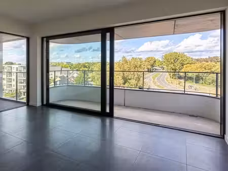 magnifique appartement 2 ch  terrasse  parking  état neuf