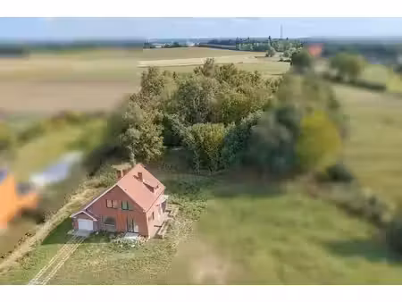 maison 4 façades avec 3 chambres et garage sur 19 a 10 ca