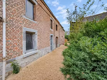 maison à rénover avec potentiel à éprave