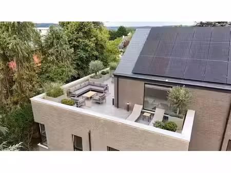 nouvelle constrution - 150 m² de terrasse - très lumineux