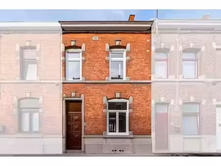 maison parfaitement rénovée 4 chambres au centre de soignies