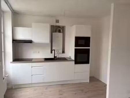 location appartement 2 pièces à melun (77000) : à louer 2 pièces / 43m² melun