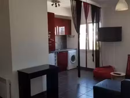 location appartement 2 pièces meublé à royan (17200) : à louer 2 pièces meublé / 35m² roya