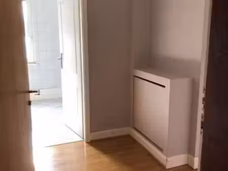 location appartement 2 pièces à saint-julien-lès-metz (57070) : à louer 2 pièces / 60m² sa