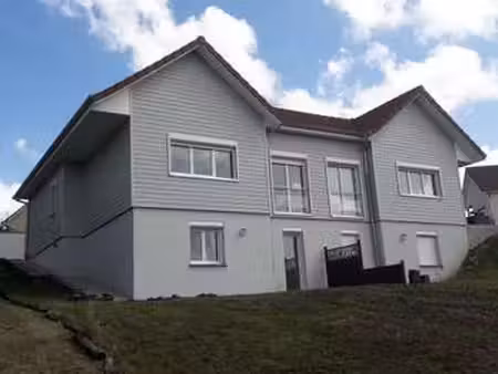 location maison à larnod (25720) : à louer / 100m² larnod