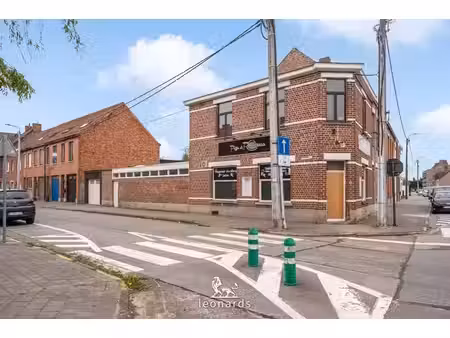 op te frissen horecazaak in het centrum van harelbeke