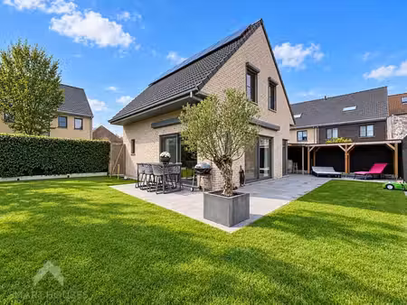 weidestraat 458  8310 asseboek