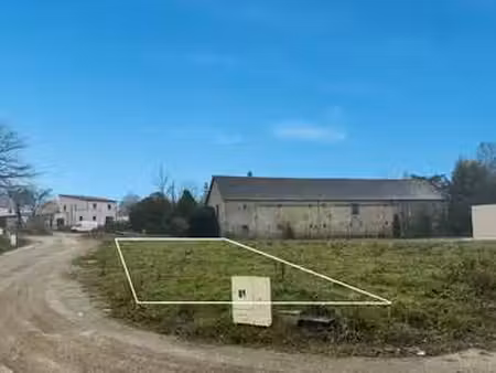 vente terrain à changé (53810) : à vendre / changé