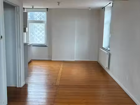 appartement 2 chambres  verviers  parquet et velux