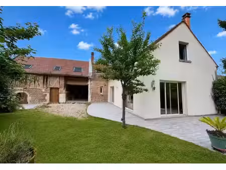 maison aux portes de compiègne : 6 pièce(s) 163 m2 + jardin