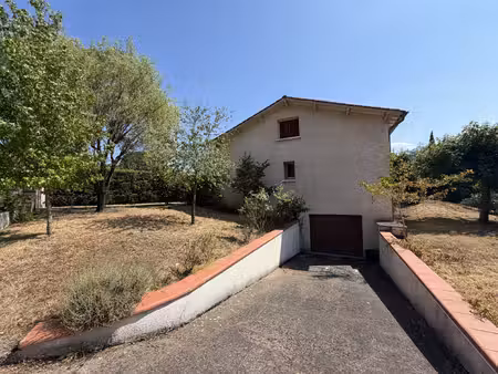 maison habitation de plain-pied sur sous-sol complet