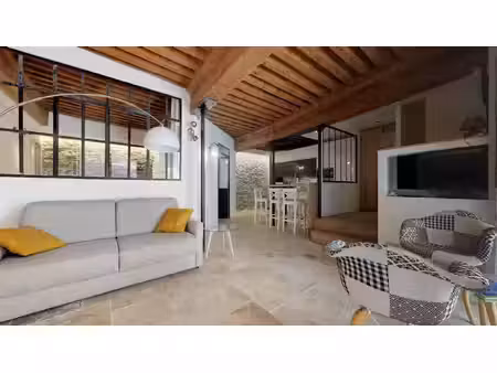 bel appartement de 65 m² - 2 ch - salon de jardin 45 m² - garage fermé - lyon 9 - proche d