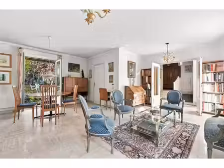 maison de luxe à vendre dans le quartier plateau thery-centre ancien