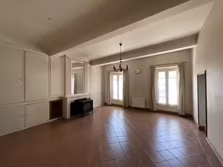 appartement t2 de caractère  au centre de réalmont