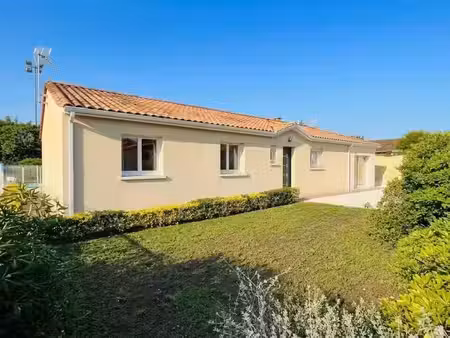 vente maison 6 pièces 138 m² à izon (33450)  388 000 €