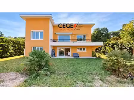 vente maison 8 pièces 196 m² roussillon (38150)