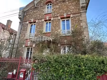 maison 6 pièces 212 m²