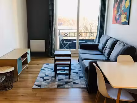 studio meublé 30m² + balcon